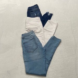 BUNDLE OF THREE JEANS: SO BRAND (2), S.O.N.G BRAND (1)